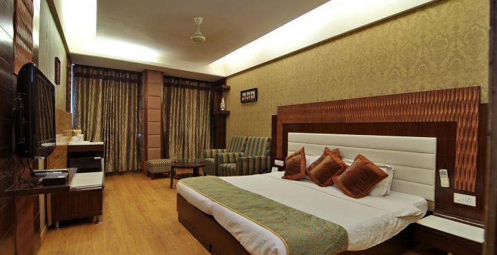 Hotel Classic Чандигарх Экстерьер фото