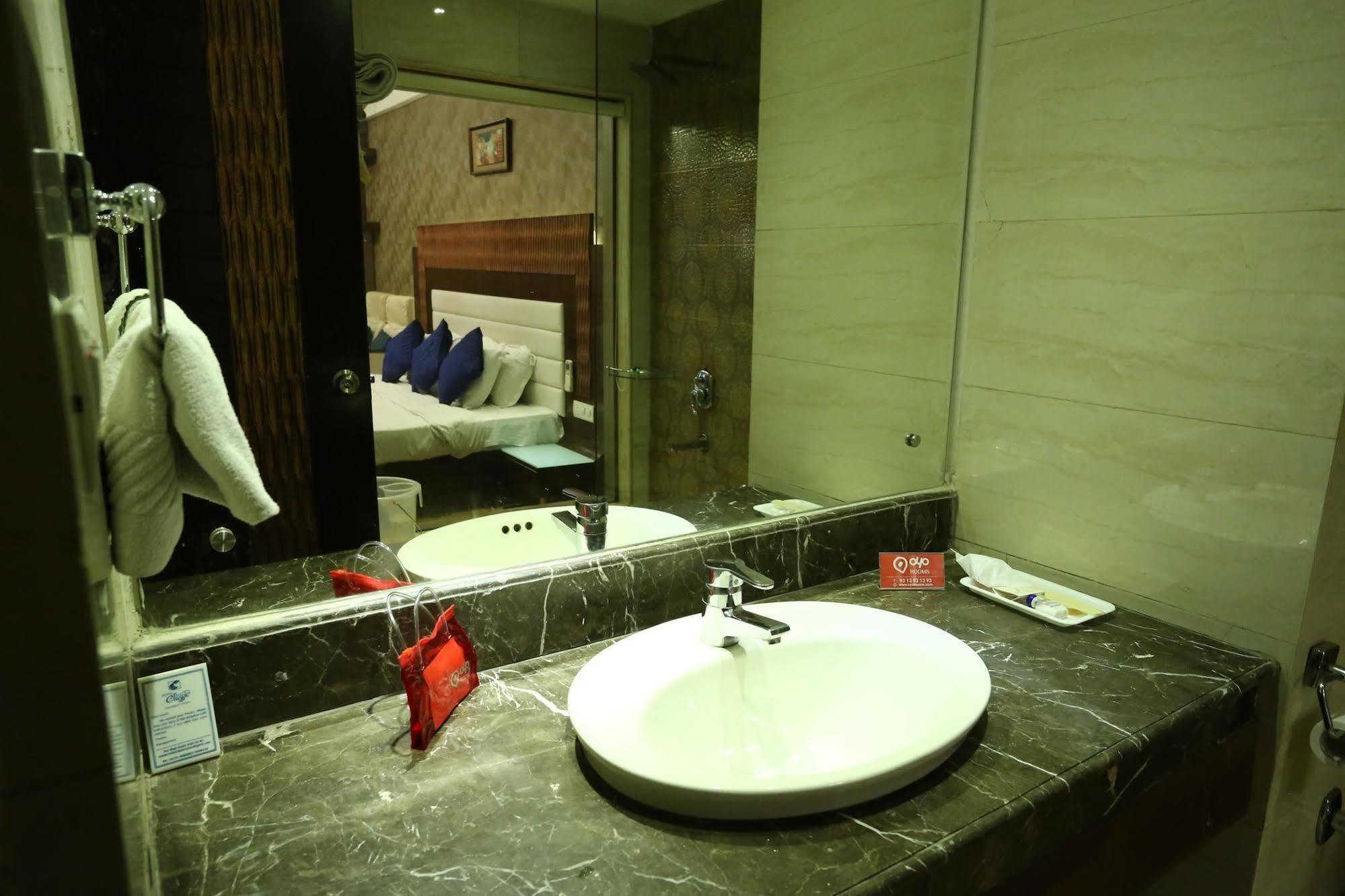 Hotel Classic Чандигарх Экстерьер фото